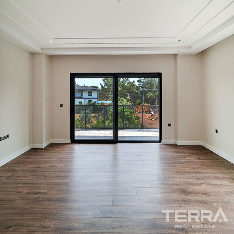 Detached Villa for Sale in Döşemealtı, Antalya, Turkey - 126685