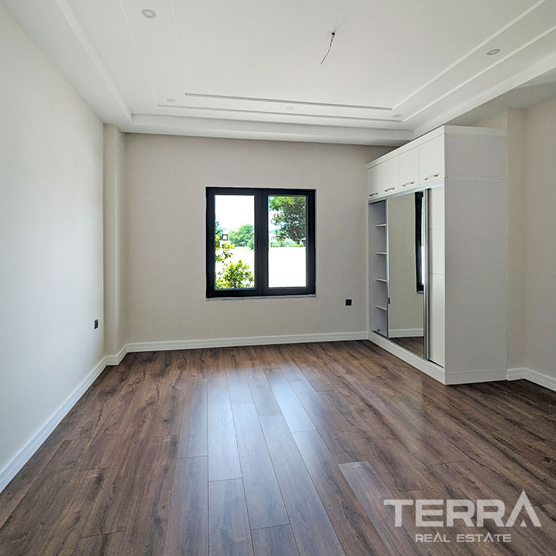 Detached Villa for Sale in Döşemealtı, Antalya, Turkey - 126693