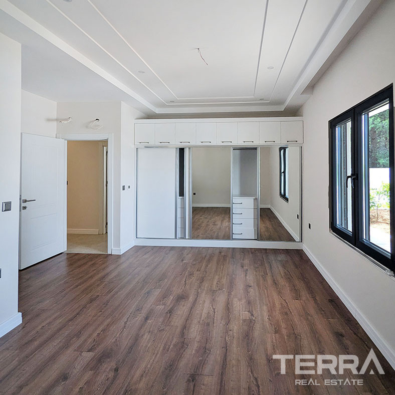 Detached Villa for Sale in Döşemealtı, Antalya, Turkey - 126694