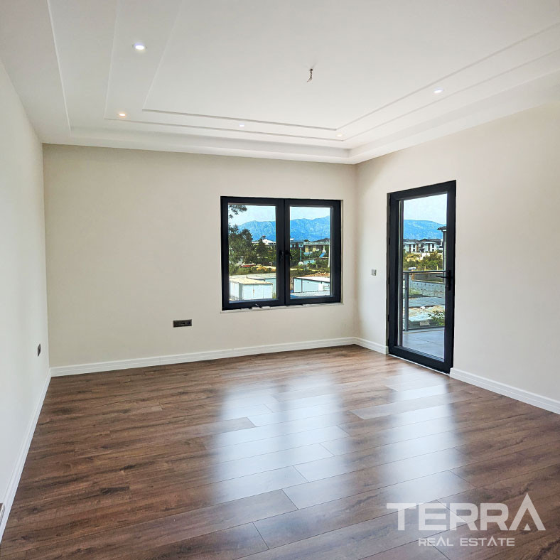 Detached Villa for Sale in Döşemealtı, Antalya, Turkey - 126702