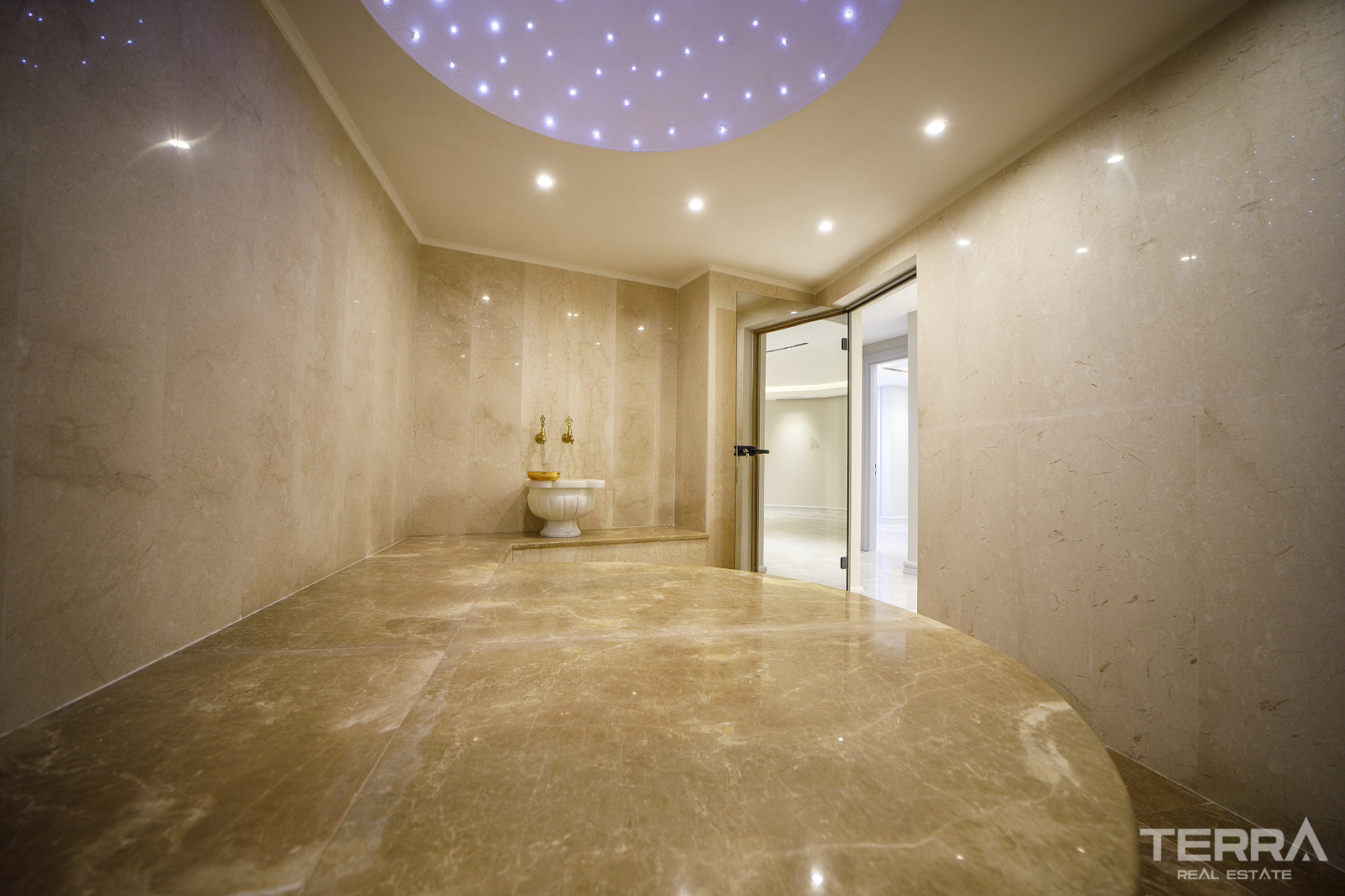 Muğla, Bodrum'da Güvenlikli Sitede Satılık Müstakil Villalar - 126905