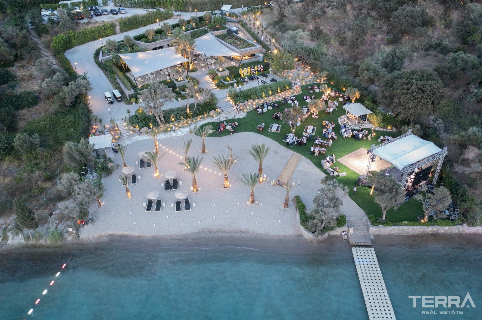 Muğla, Bodrum'da Denize Sıfır Konumda Satılık Müstakil Villalar - 126954