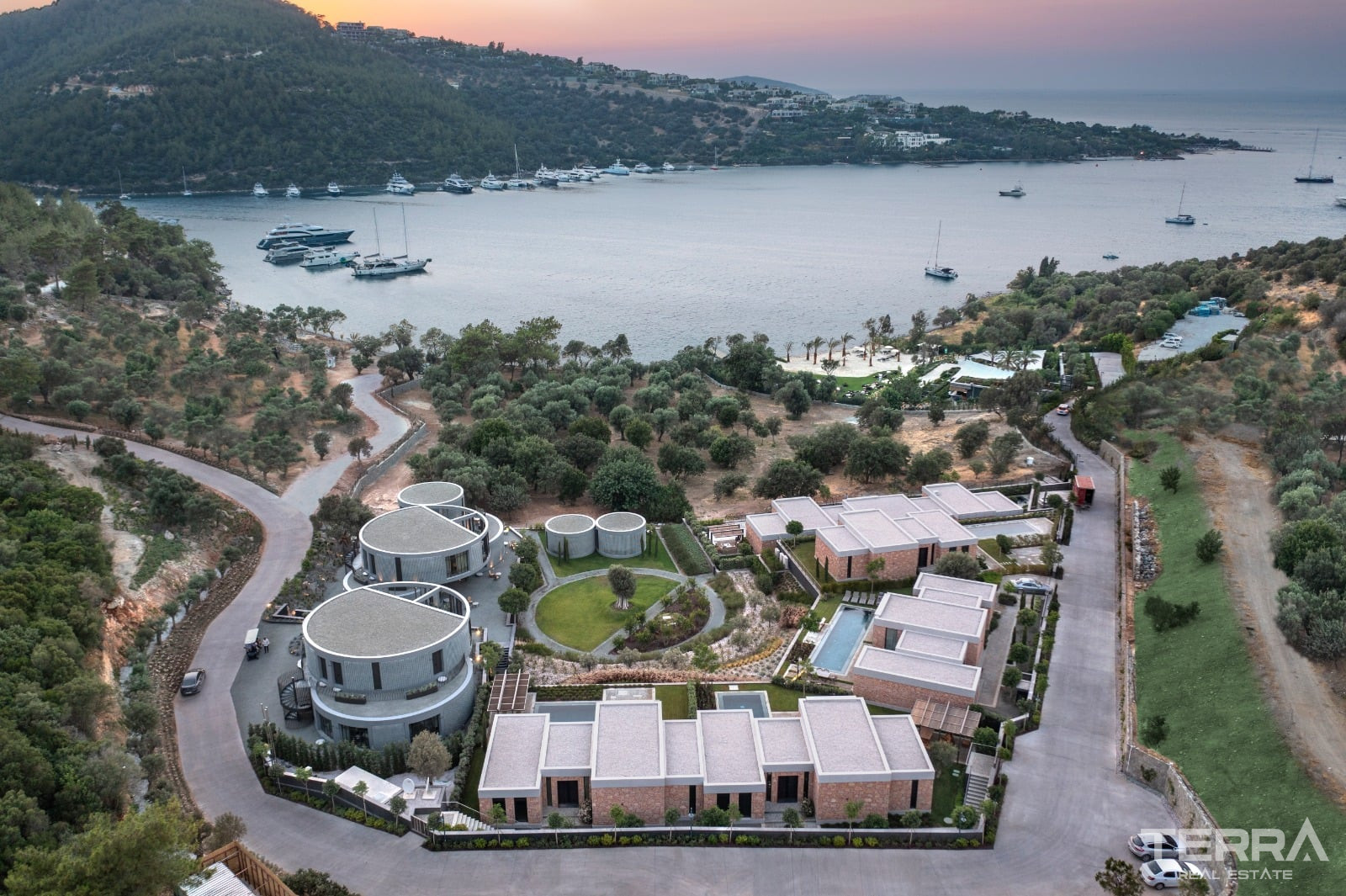 Muğla, Bodrum'da Denize Sıfır Konumda Satılık Müstakil Villalar - 126959