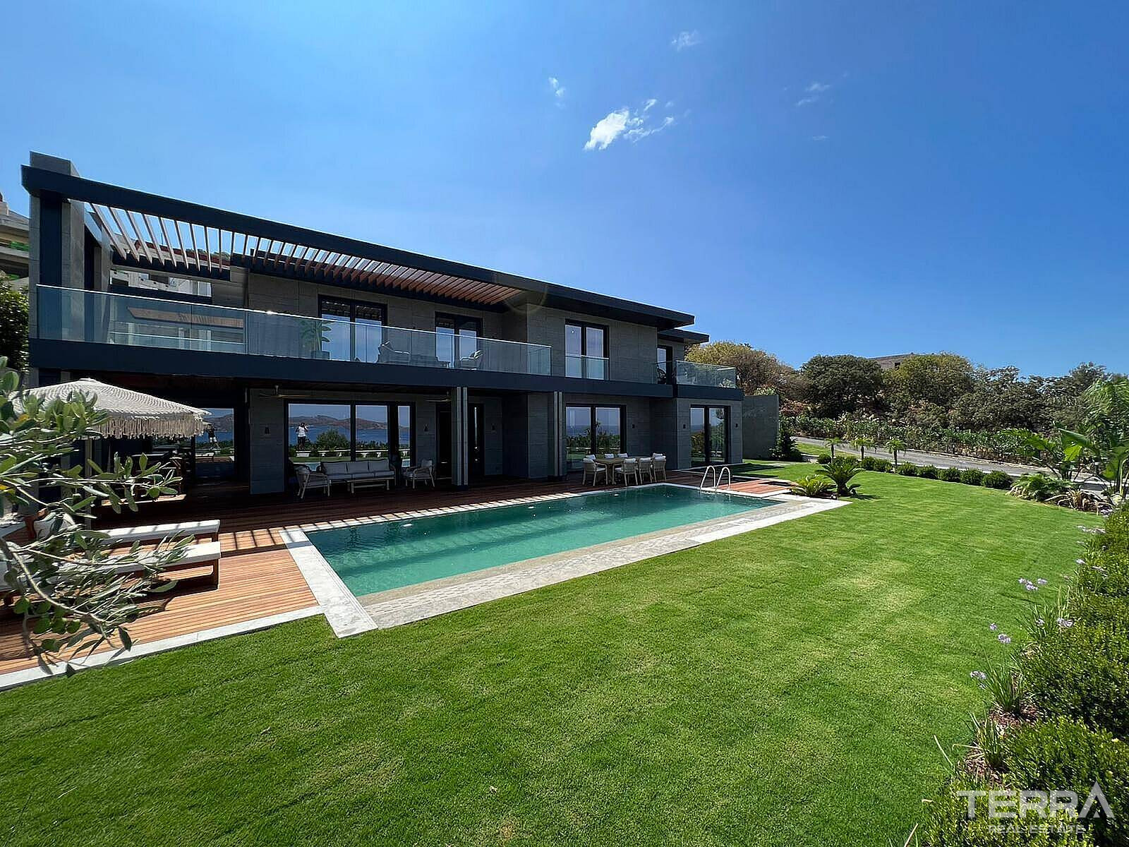 Muğla, Bodrum’da Denize Sıfır Sitede Satılık Müstakil Villalar - 127048