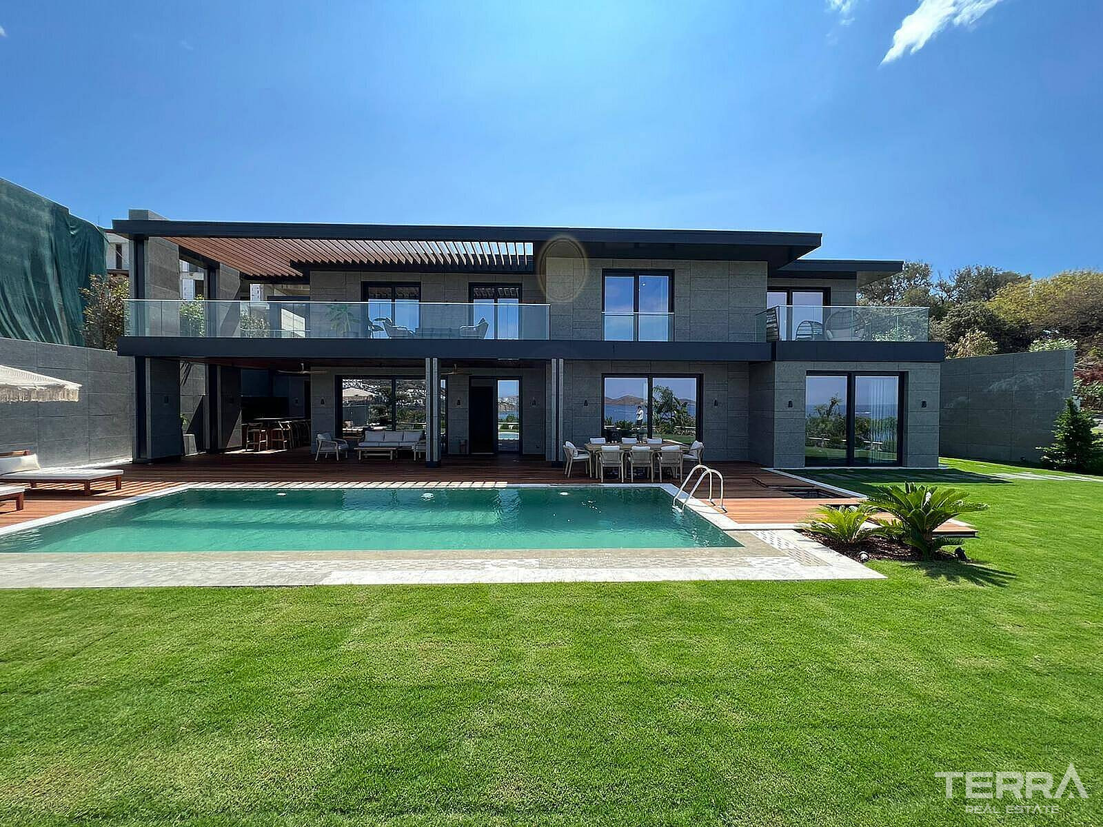 Muğla, Bodrum’da Denize Sıfır Sitede Satılık Müstakil Villalar - 127049