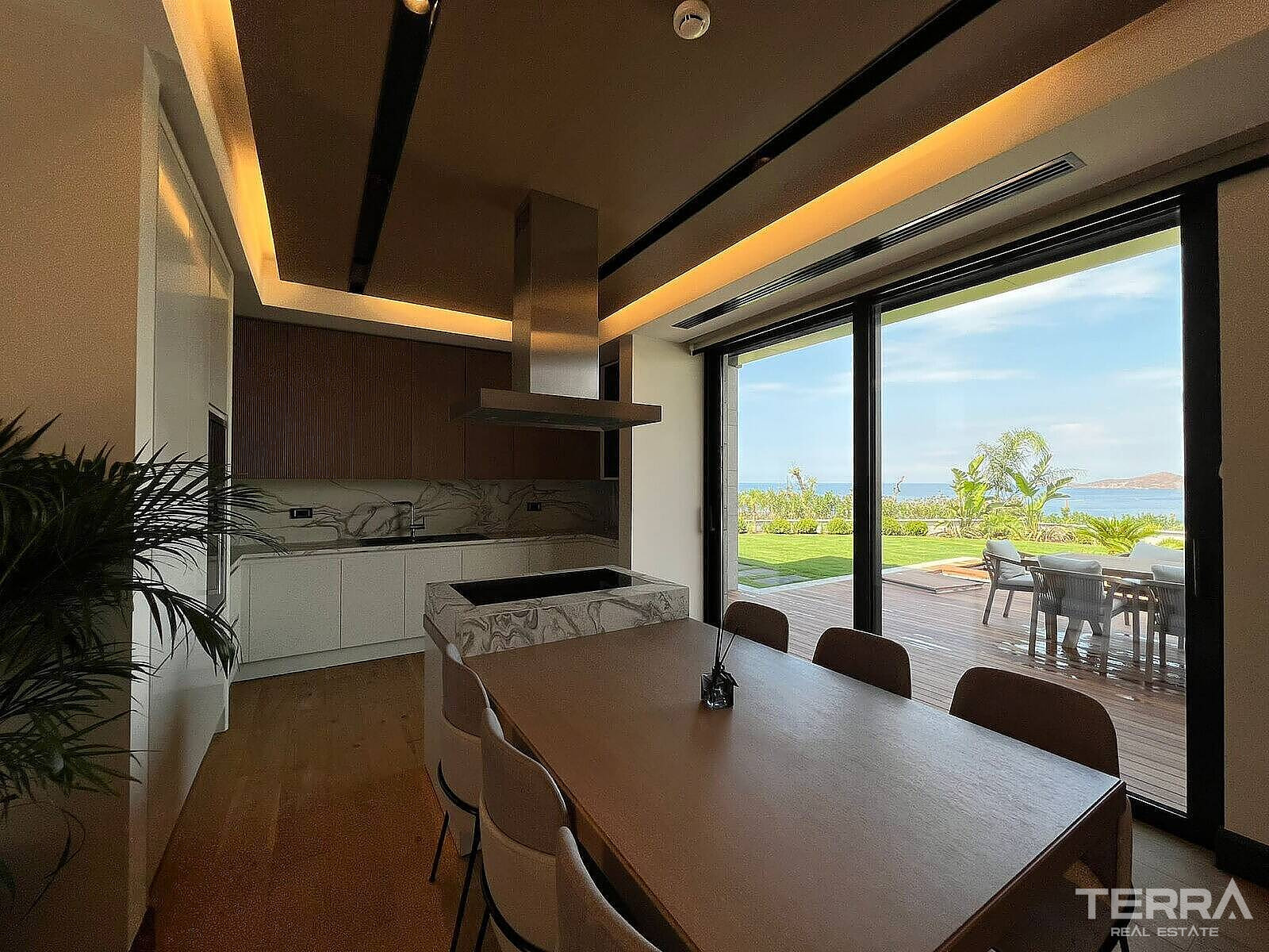 Muğla, Bodrum’da Denize Sıfır Sitede Satılık Müstakil Villalar - 127060