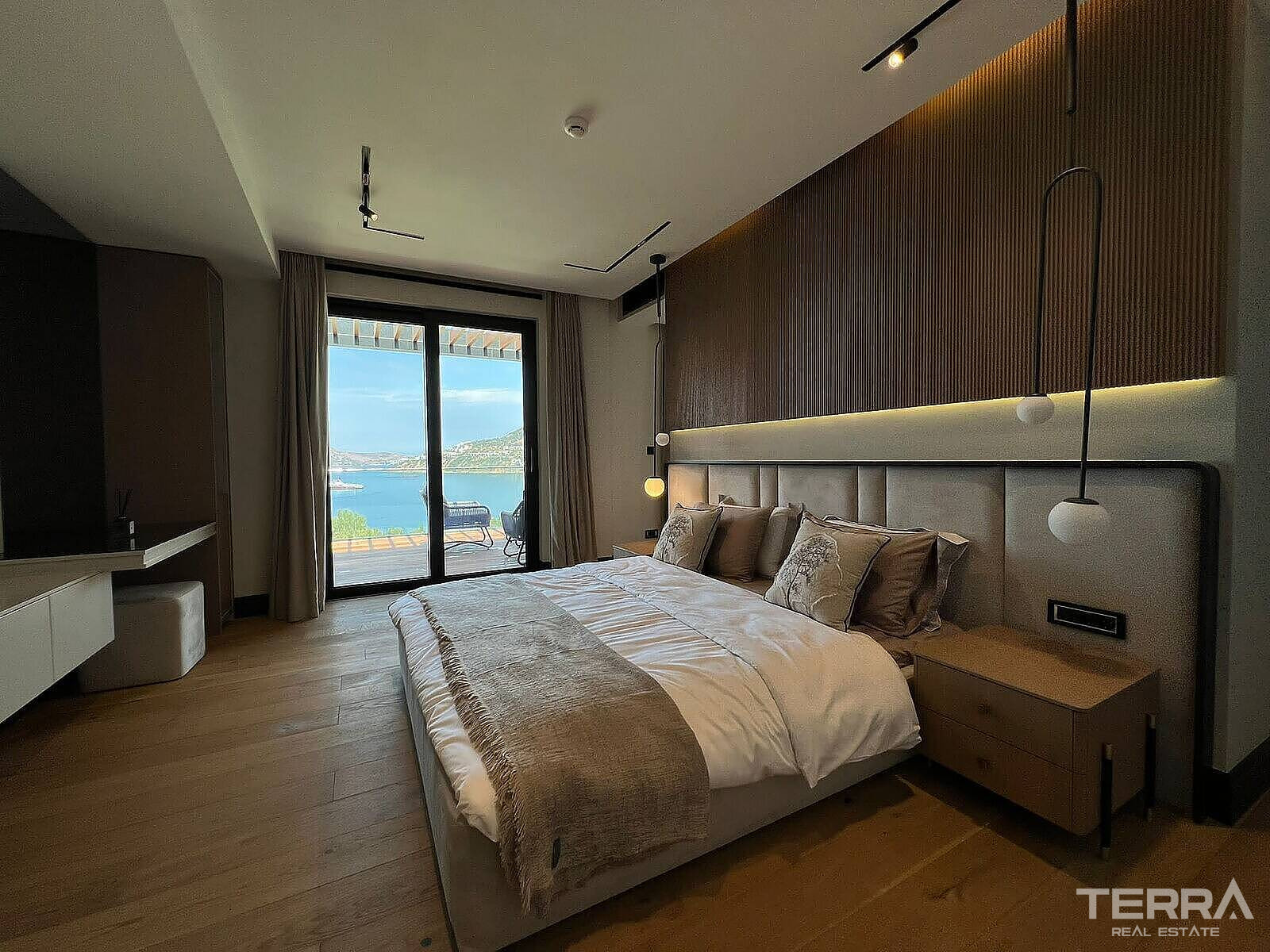 Muğla, Bodrum’da Denize Sıfır Sitede Satılık Müstakil Villalar - 127066