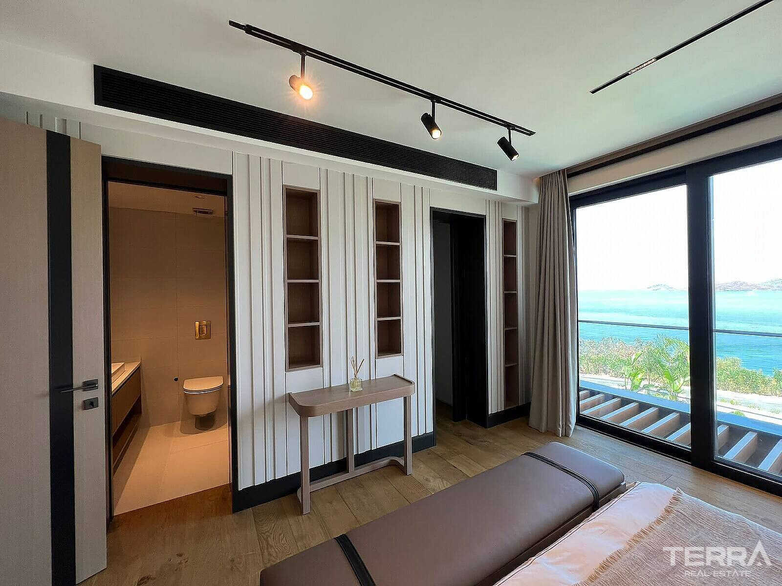 Muğla, Bodrum’da Denize Sıfır Sitede Satılık Müstakil Villalar - 127071