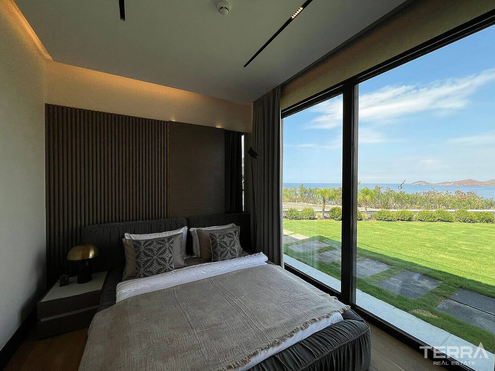 Muğla, Bodrum’da Denize Sıfır Sitede Satılık Müstakil Villalar - 127073