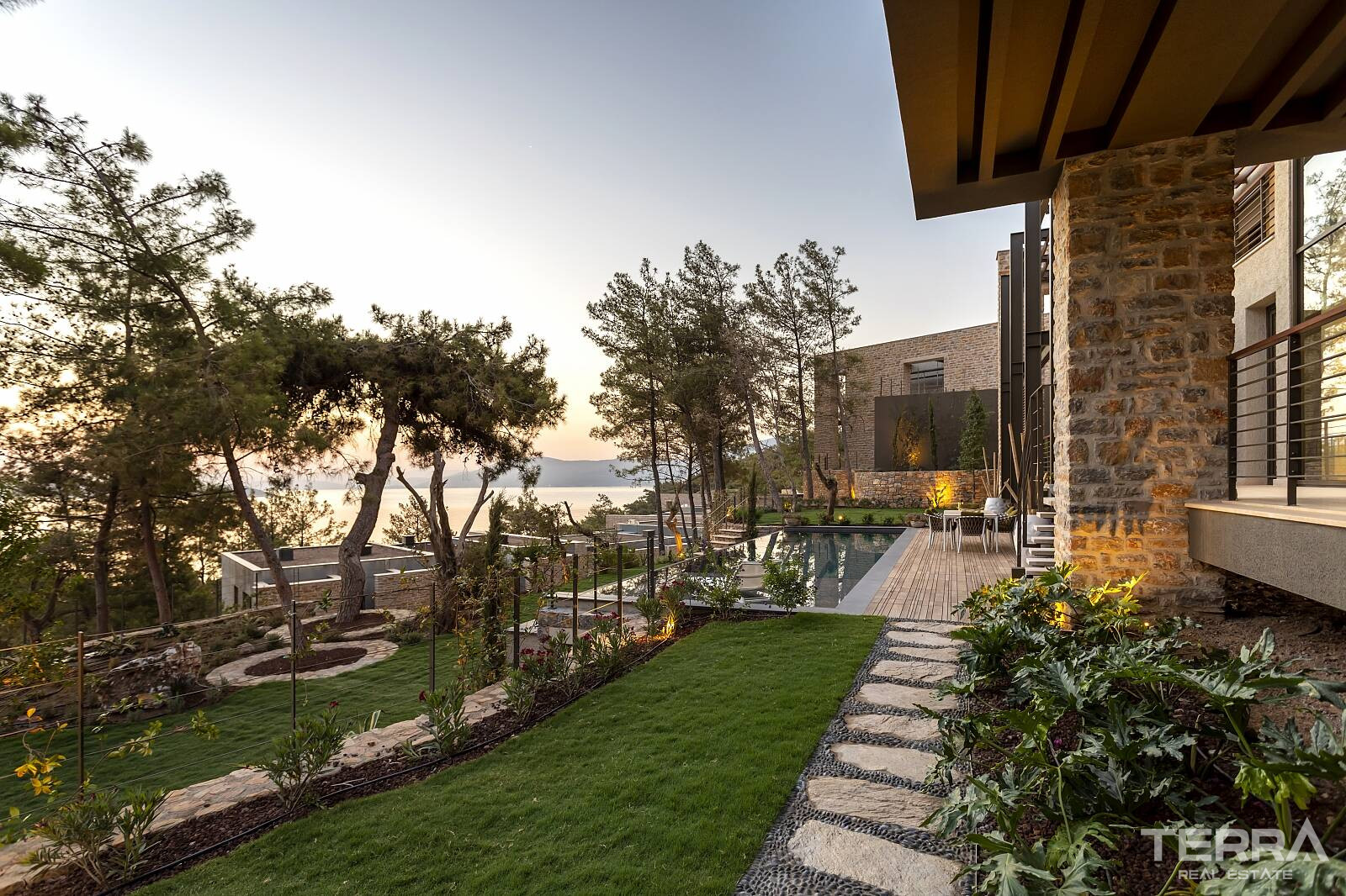 Muğla, Bodrum'da Deniz Manzaralı Satılık Sıfır Daireler - 127095