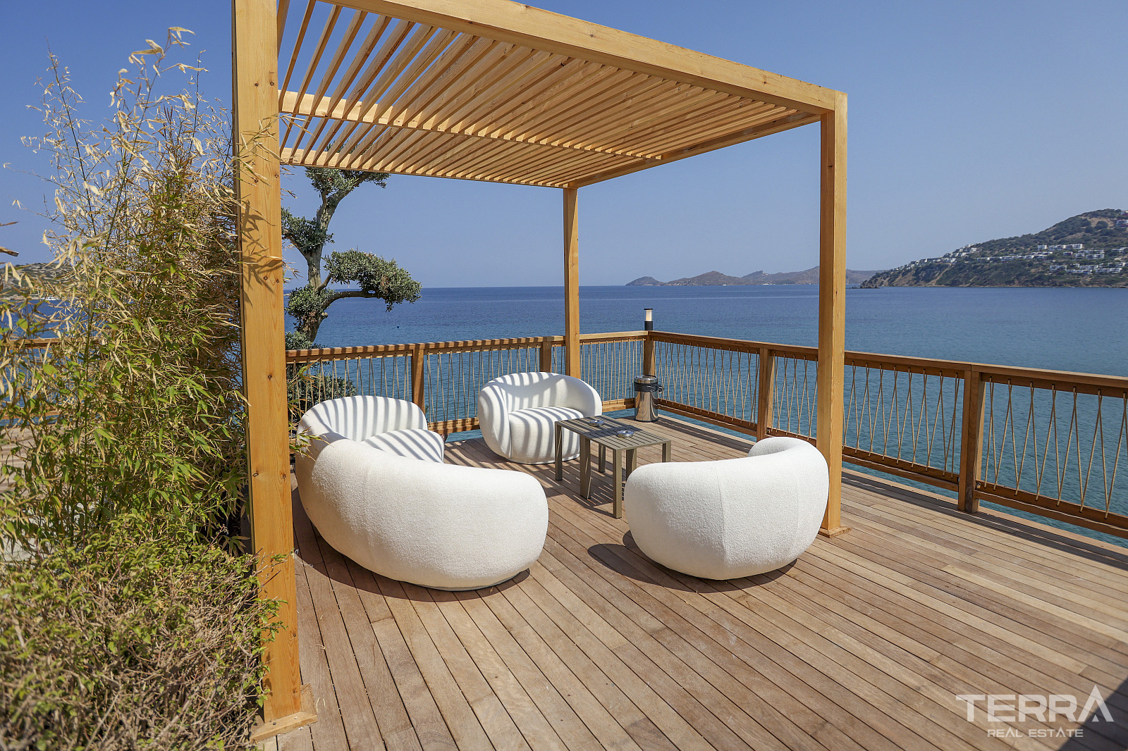 Muğla, Bodrum'da Satılık Deniz Manzaralı Daireler - 127136