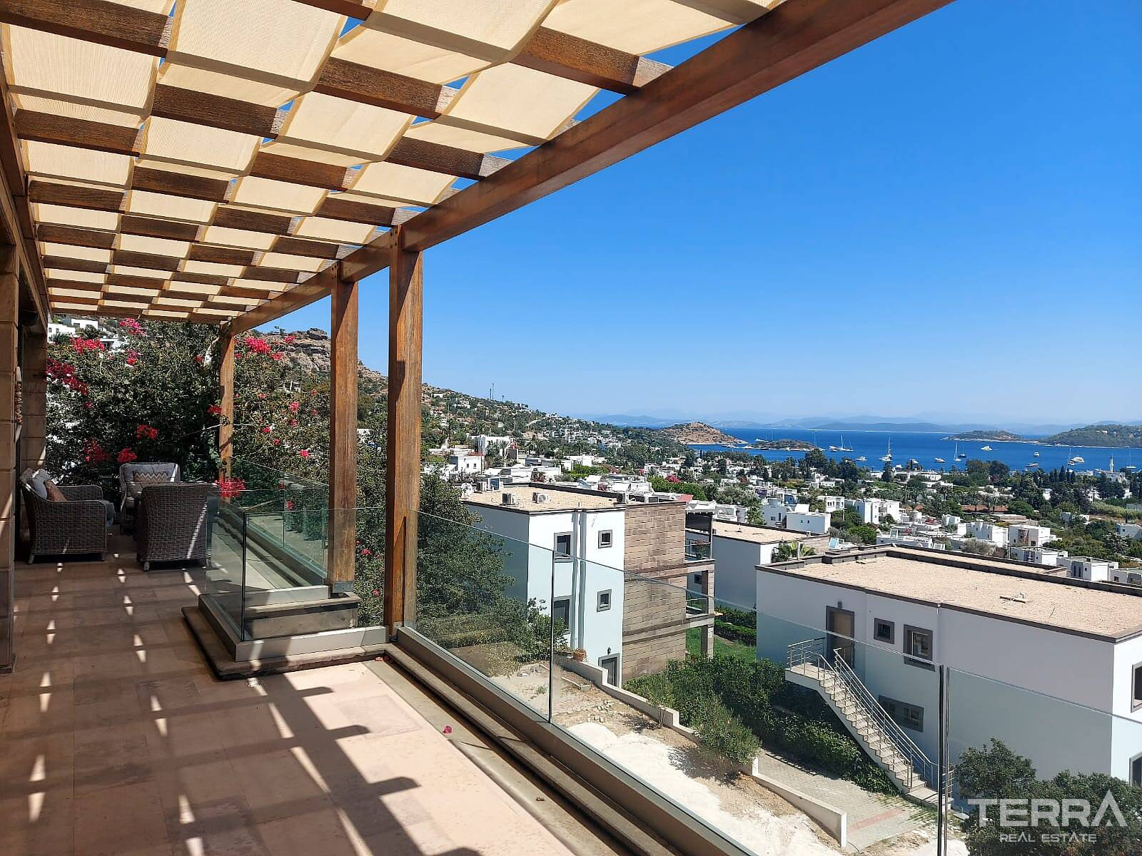 Muğla, Bodrum'da Hemen Teslim Satılık 3+1 Daireler - 127162