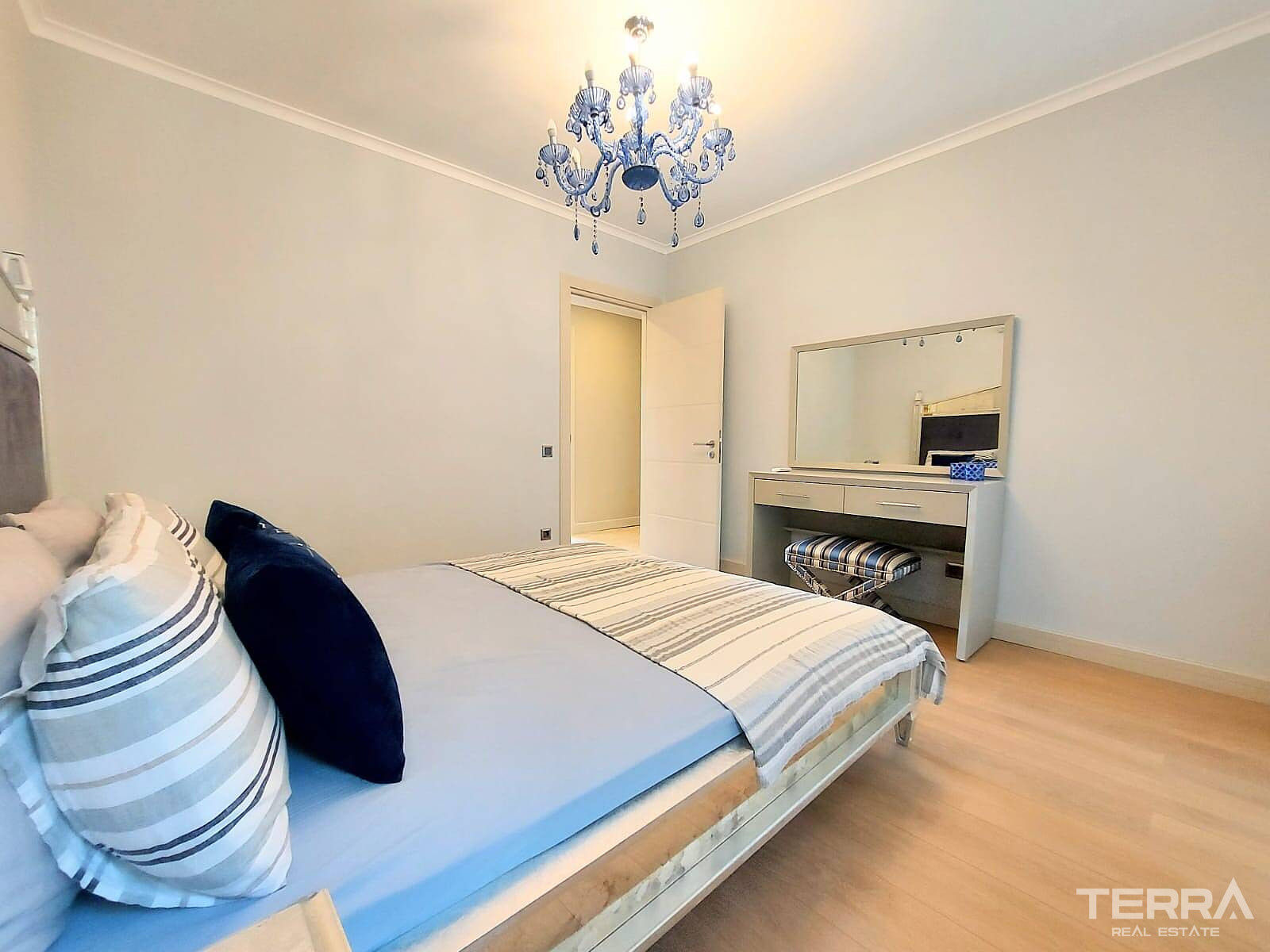 Muğla, Bodrum'da Hemen Teslim Satılık 3+1 Daireler - 127172