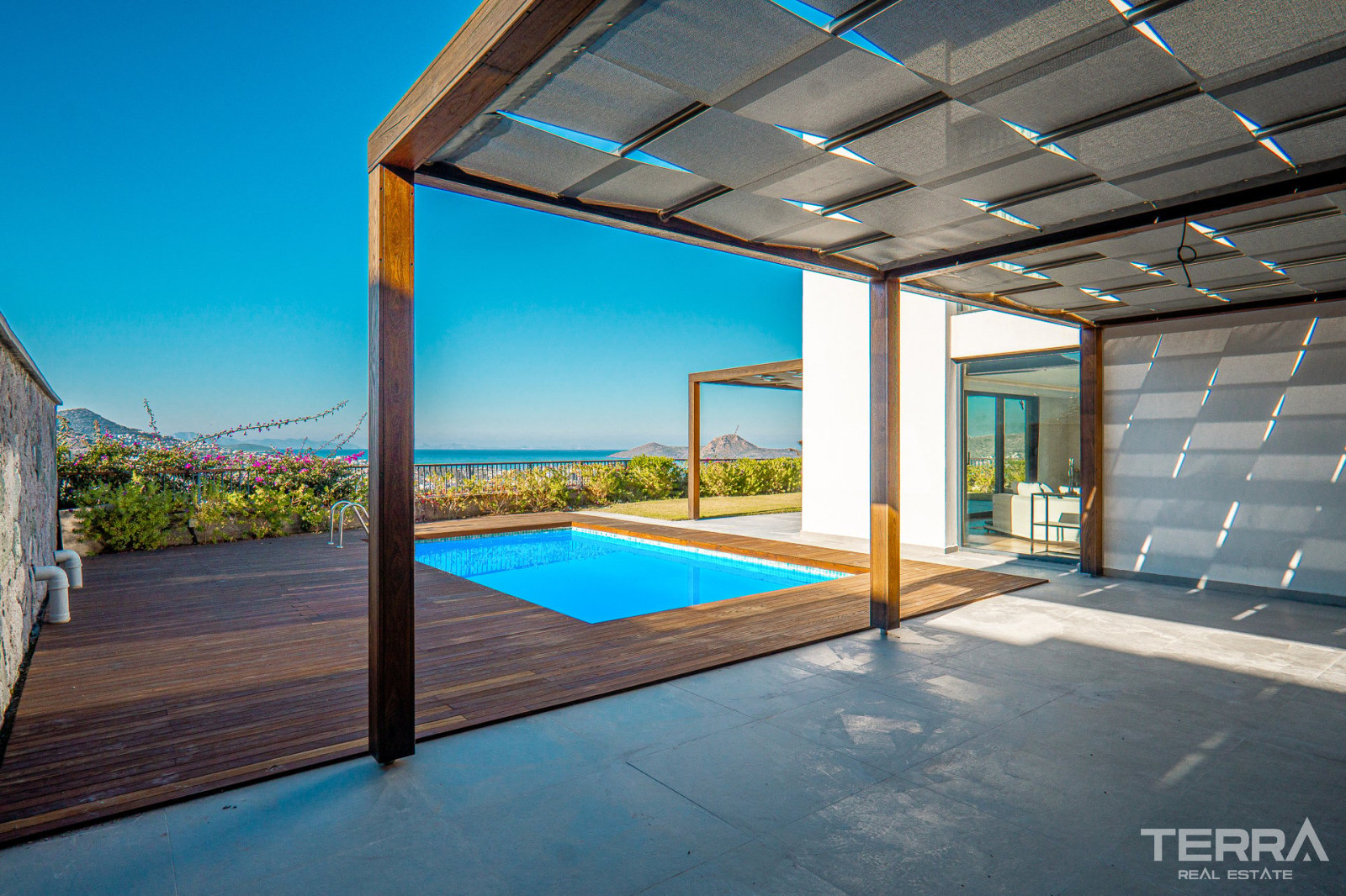 Muğla, Bodrum'da Özel Havuzlu Satılık Modern Müstakil Villalar - 127324