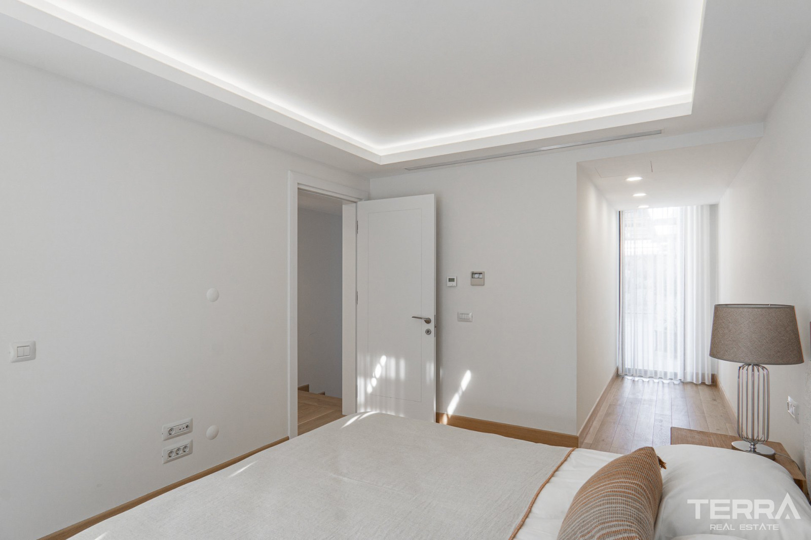 Muğla, Bodrum'da Özel Havuzlu Satılık Modern Müstakil Villalar - 127345