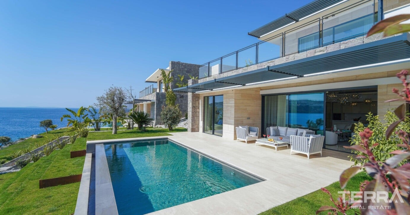 Muğla, Bodrum'da Deniz Manzaralı Satılık Lüks Villalar - 127449