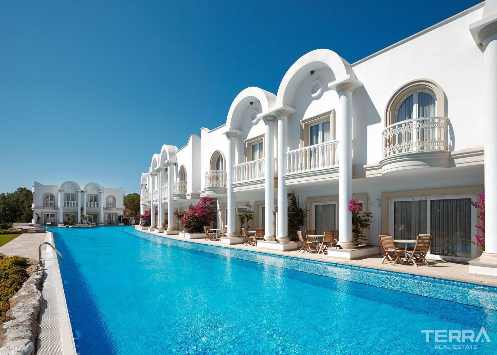 Seafront Apartments for Sale in Bodrum, Muğla, Turkey - 127548