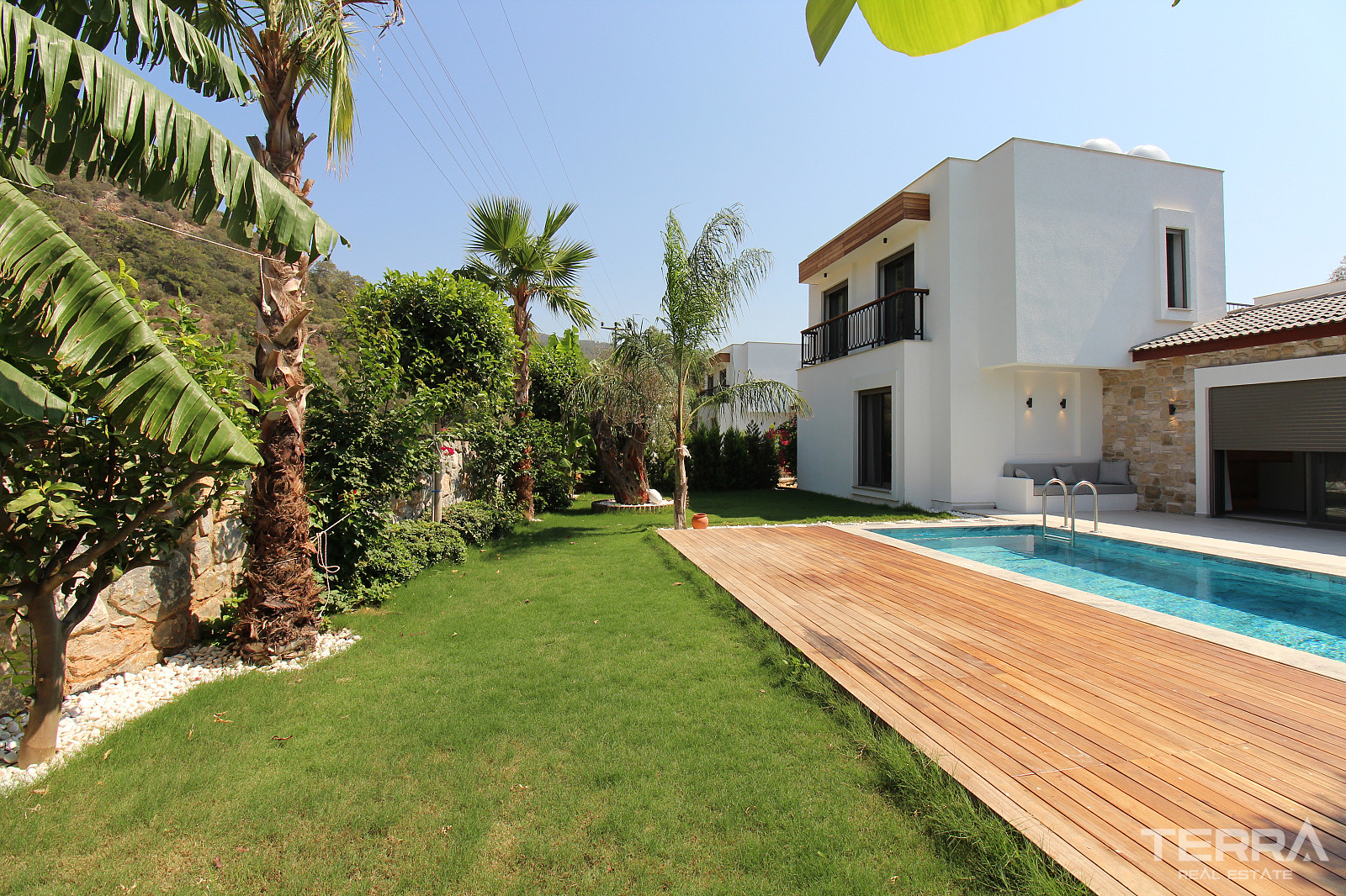 Muğla, Bodrum'da Merkezi Konumda Satılık Müstakil Villalar - 128110
