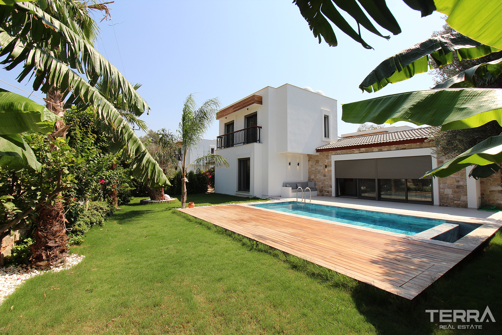 Muğla, Bodrum'da Merkezi Konumda Satılık Müstakil Villalar - 128125