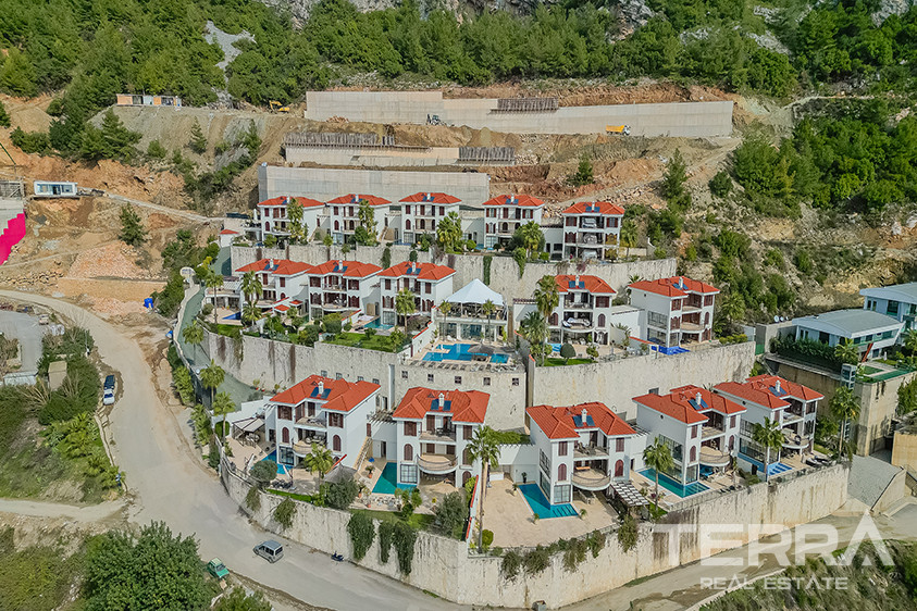 Sky Club — Detached Villa with Private Pool in Alanya, Turkey - 129083