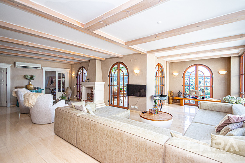 Sky Club — Detached Villa with Private Pool in Alanya, Turkey - 129133