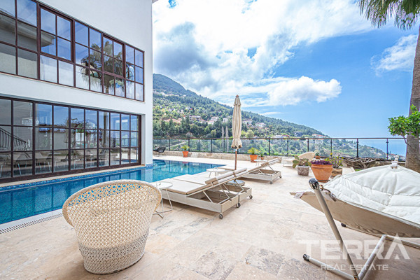 Sky Club — Detached Villa with Private Pool in Alanya, Turkey