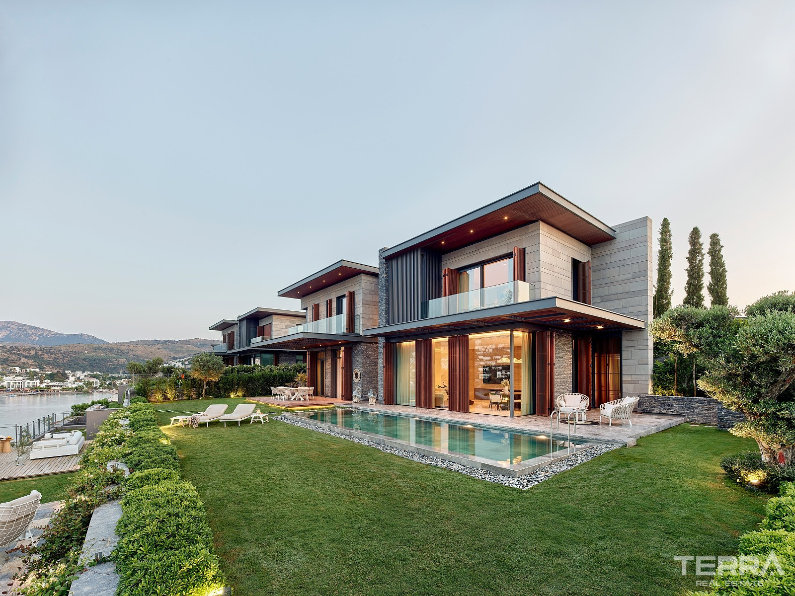 Muğla, Bodrum'da Denize Sıfır Konumda Satılık Müstakil Villalar - 128606