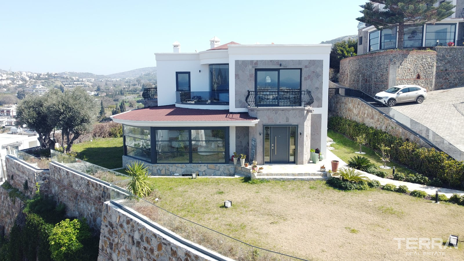 Muğla, Bodrum'da Deniz ve Marina Manzaralı Satılık Müstakil Villa - 128842