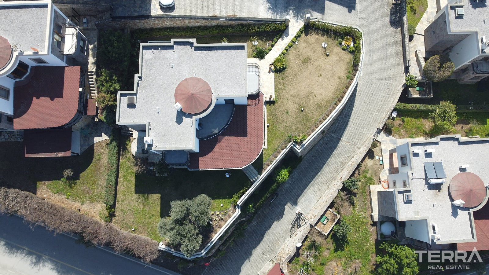 Muğla, Bodrum'da Deniz ve Marina Manzaralı Satılık Müstakil Villa - 128844