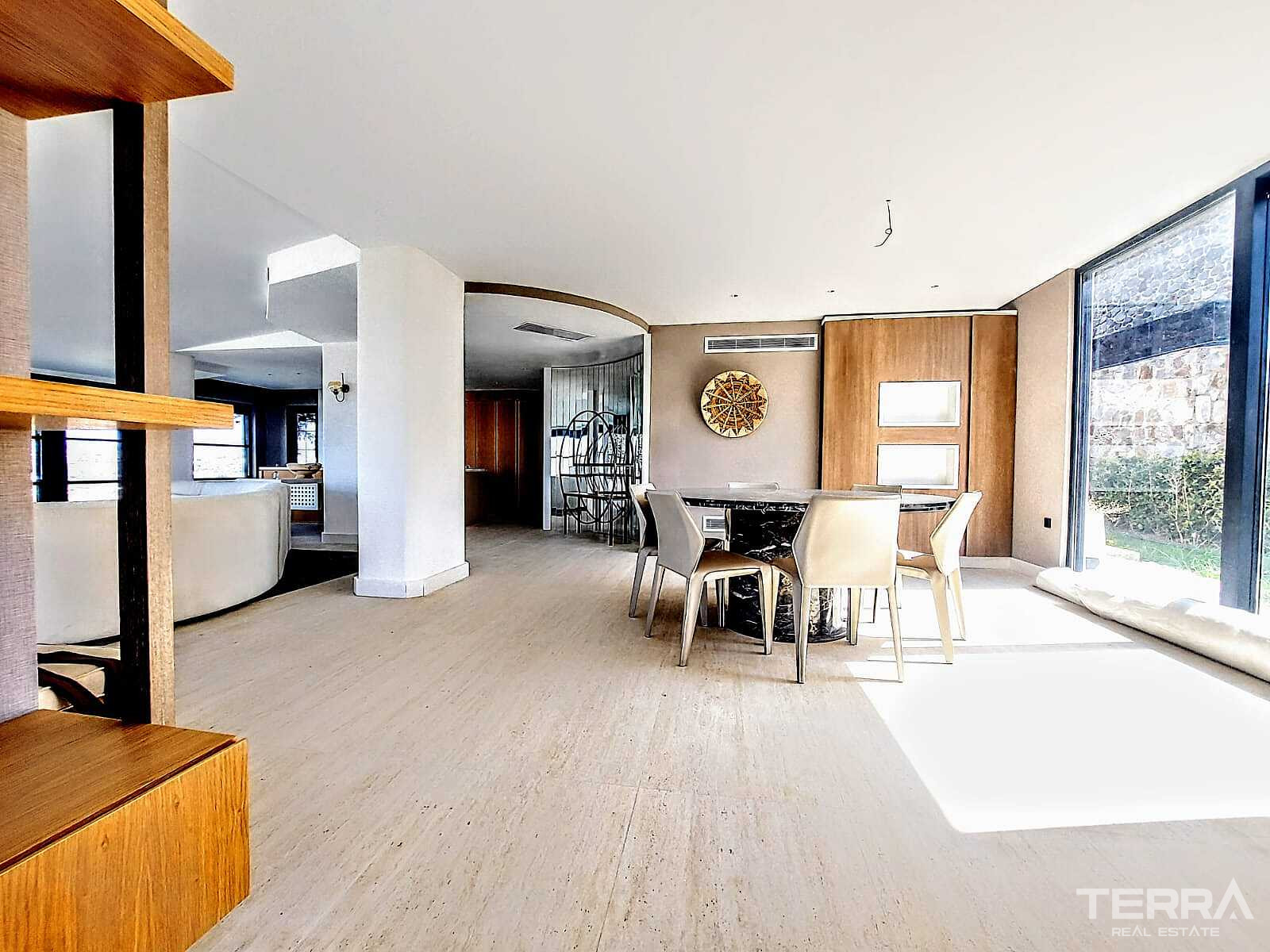 Muğla, Bodrum'da Deniz ve Marina Manzaralı Satılık Müstakil Villa - 128855