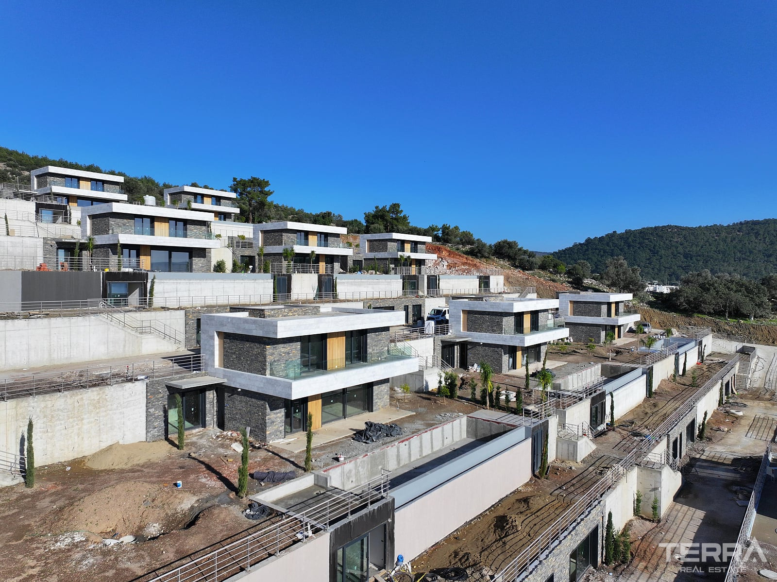 Muğla, Bodrum'da Kale ve Deniz Manzaralı Müstakil Villalar - 128891