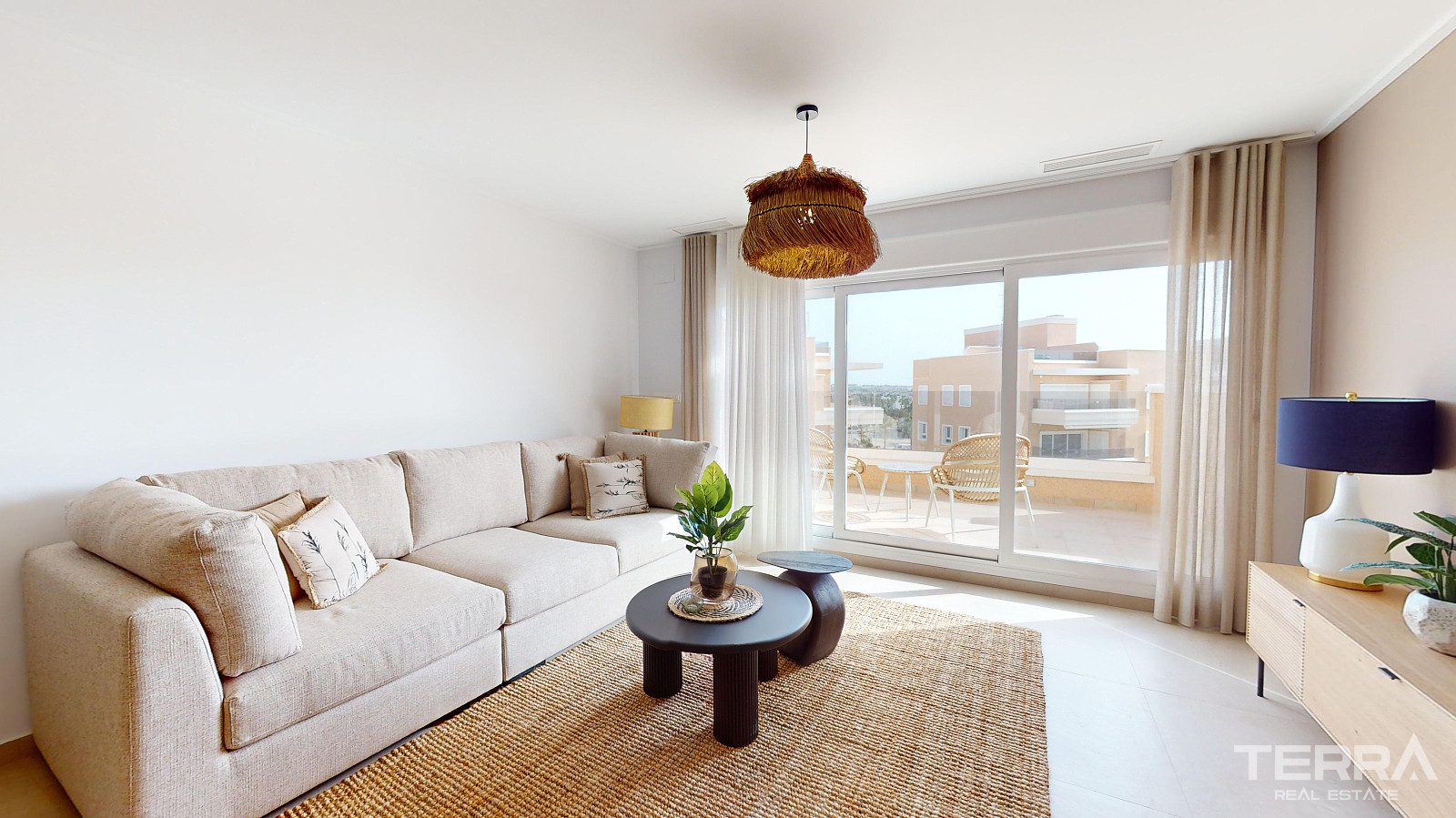 Apartments for Sale in Pilar de la Horadada, Costa Blanca, Spain - 129245