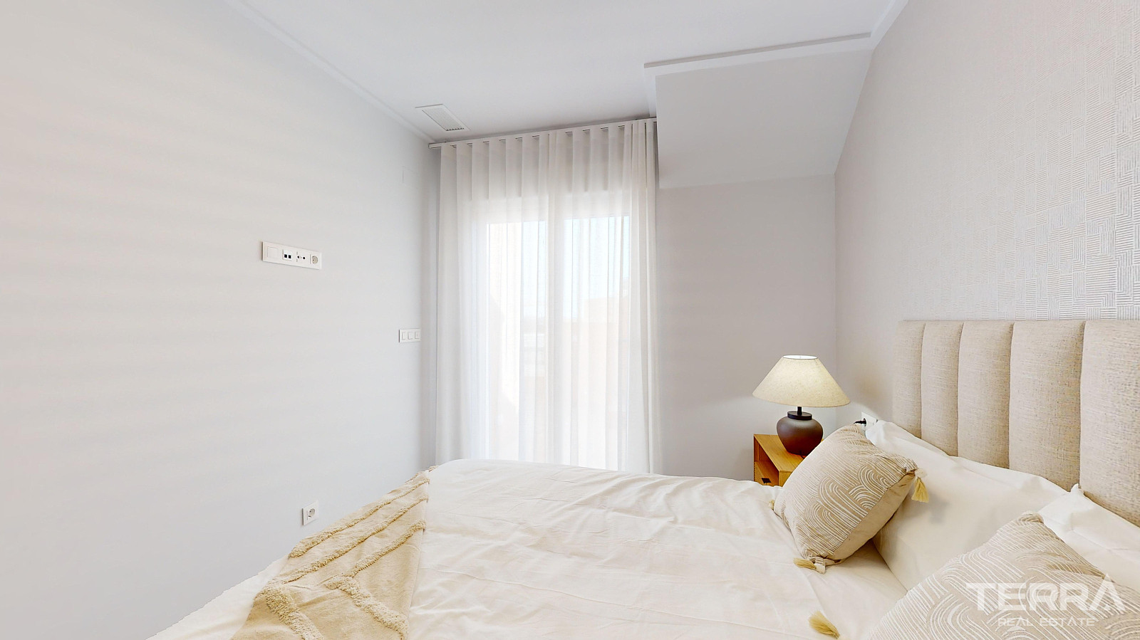 Apartments for Sale in Pilar de la Horadada, Costa Blanca, Spain - 129260