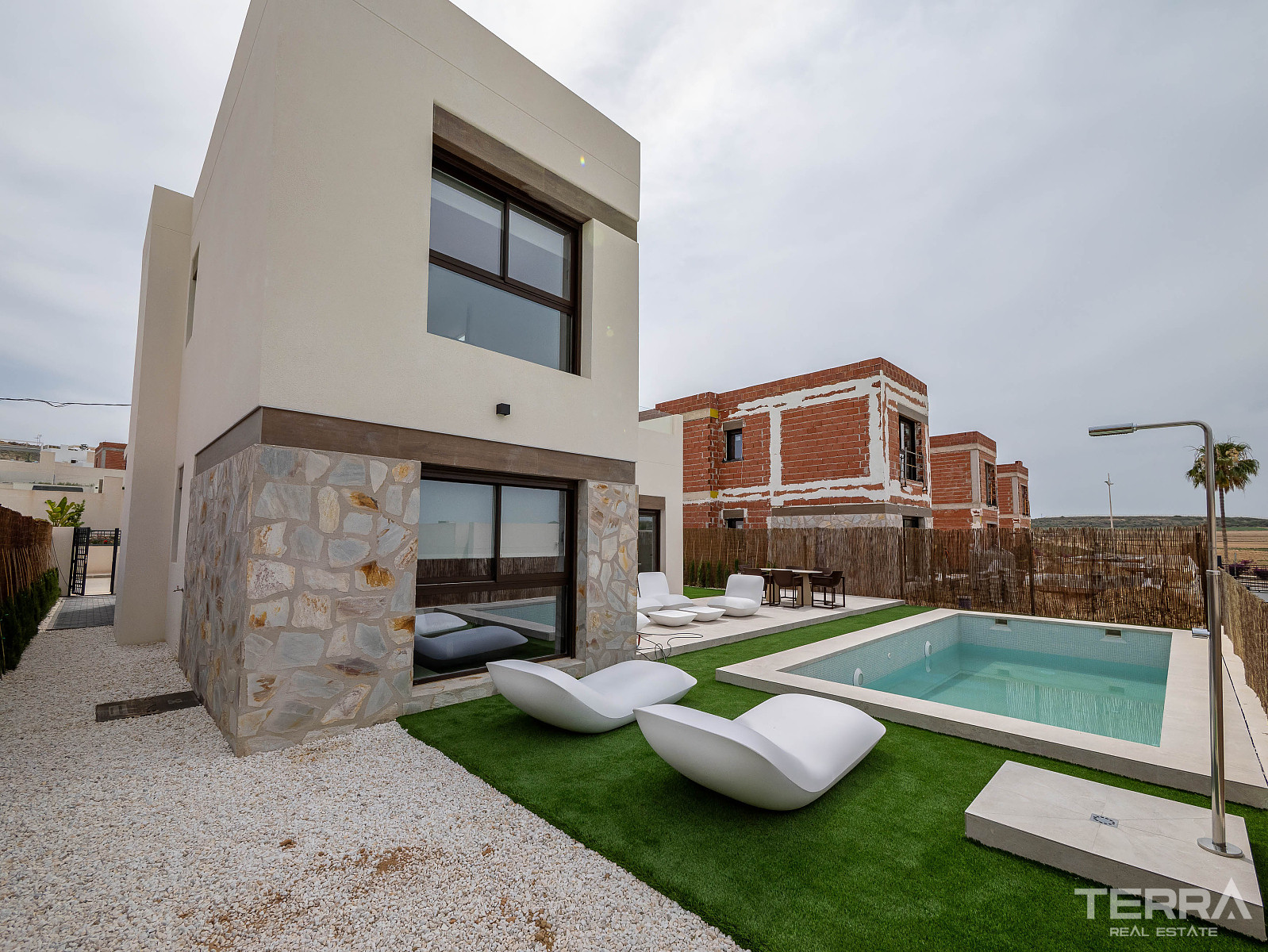 Golf Villas for Sale in Algorfa, Costa Blanca, Spain - 129330