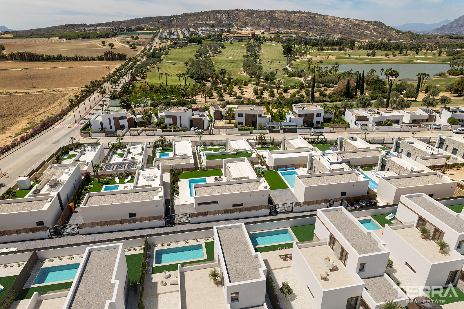 Golf Villas for Sale in Algorfa, Costa Blanca, Spain - 129335