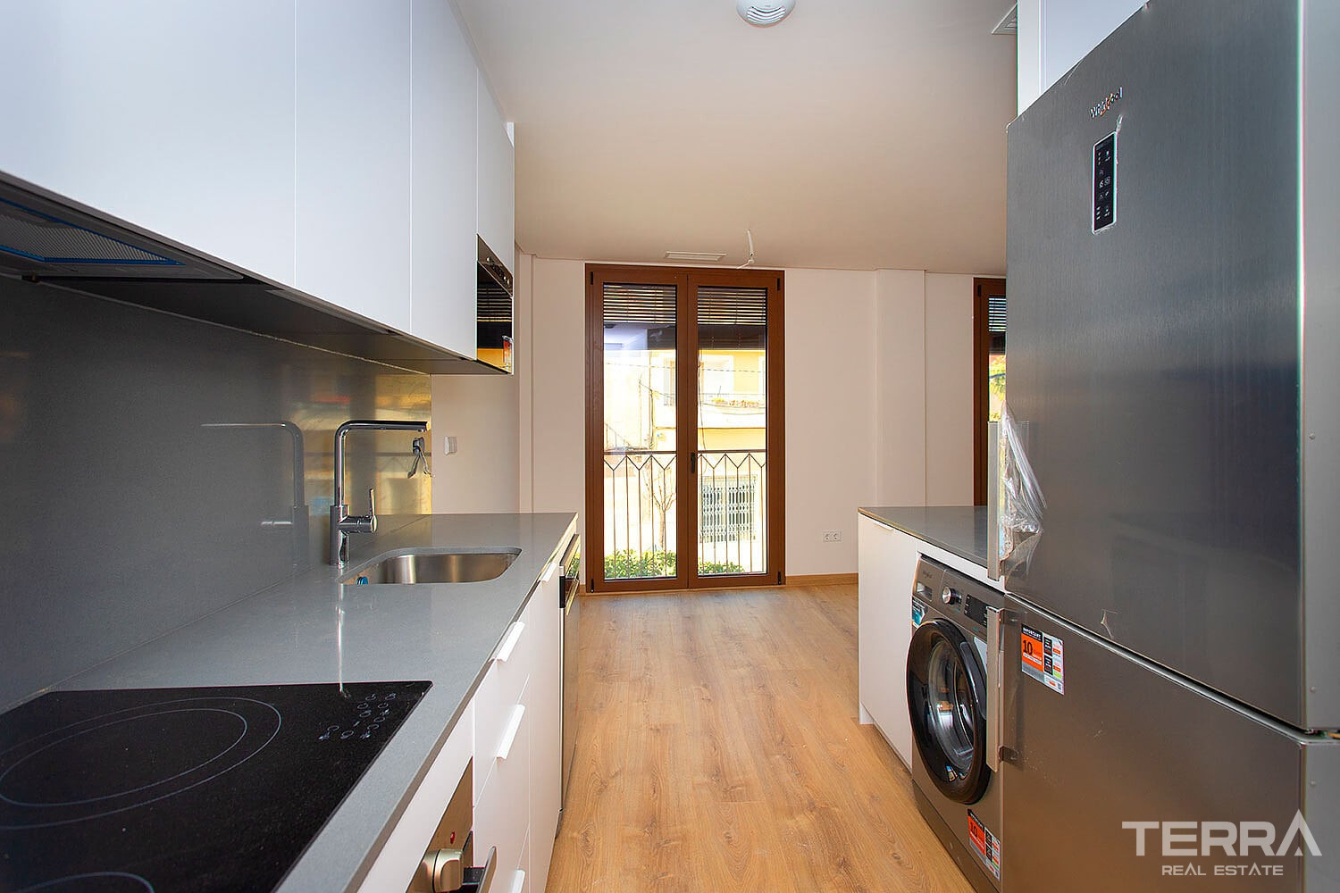 Apartments for Sale in Hondón de las Nieves, Costa Blanca, Spain - 129385