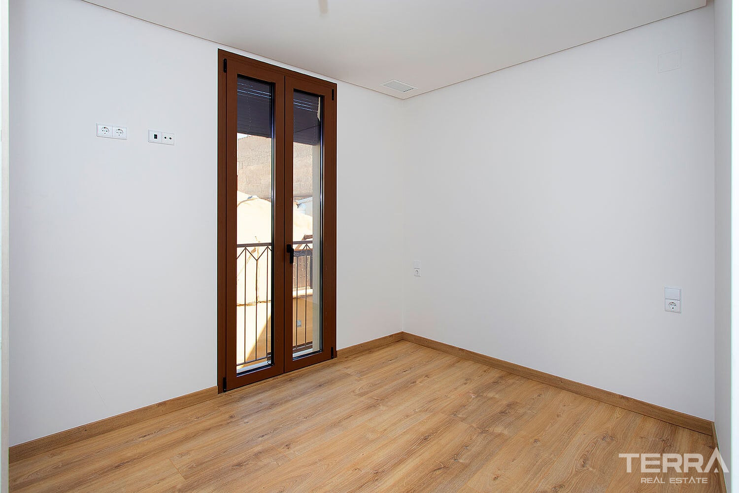 Apartments for Sale in Hondón de las Nieves, Costa Blanca, Spain - 129390