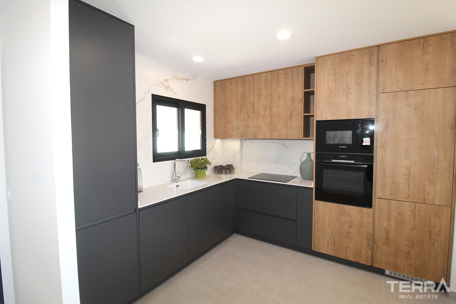 Apartments for Sale in Benidorm, Costa Blanca, Spain - 129629