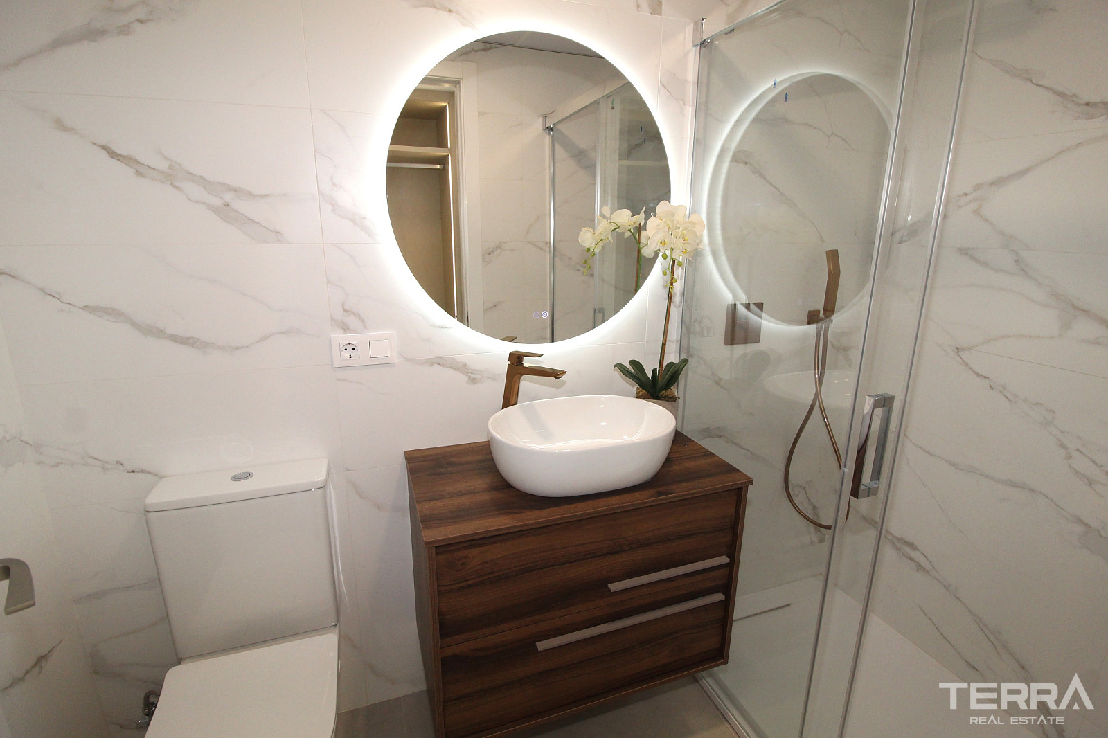 Apartments for Sale in Benidorm, Costa Blanca, Spain - 129639