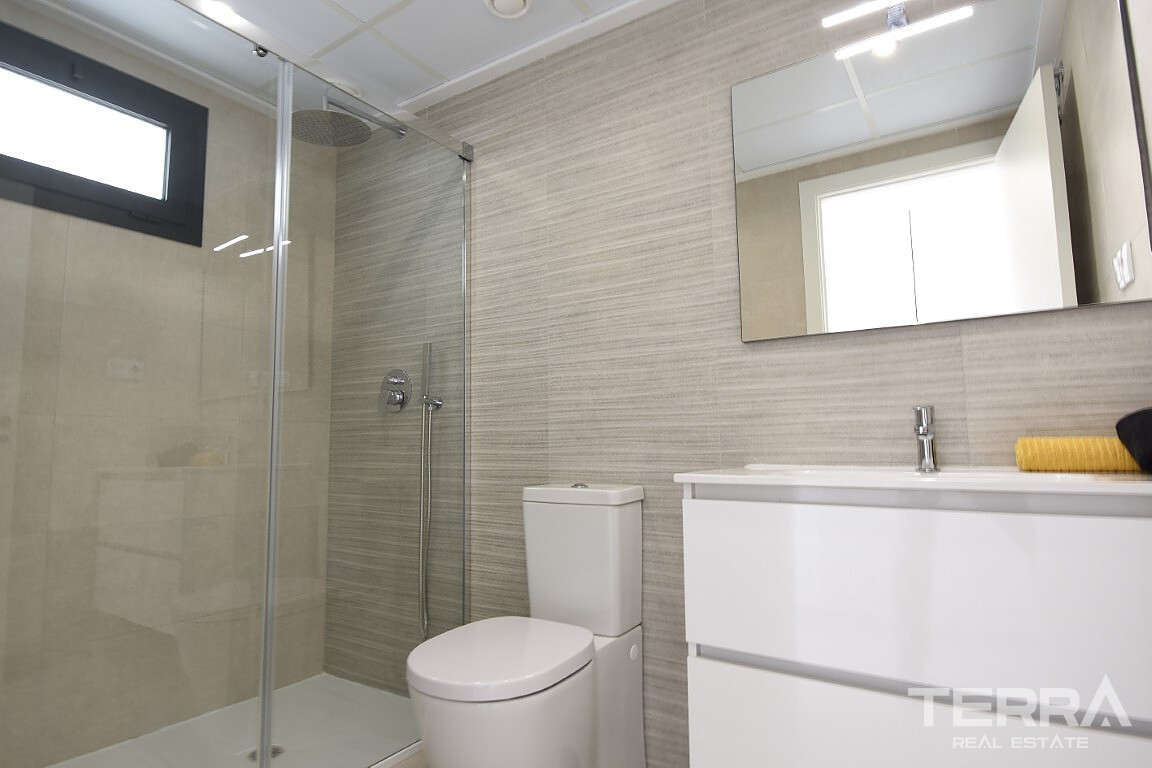 Apartments for Sale in San Miguel de Salinas, Costa Blanca, Spain - 129669