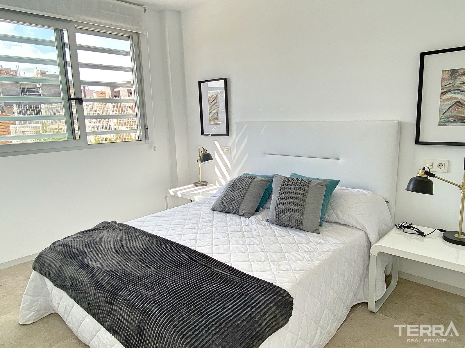 Apartments for Sale in Torrevieja, Costa Blanca, Spain - 129780