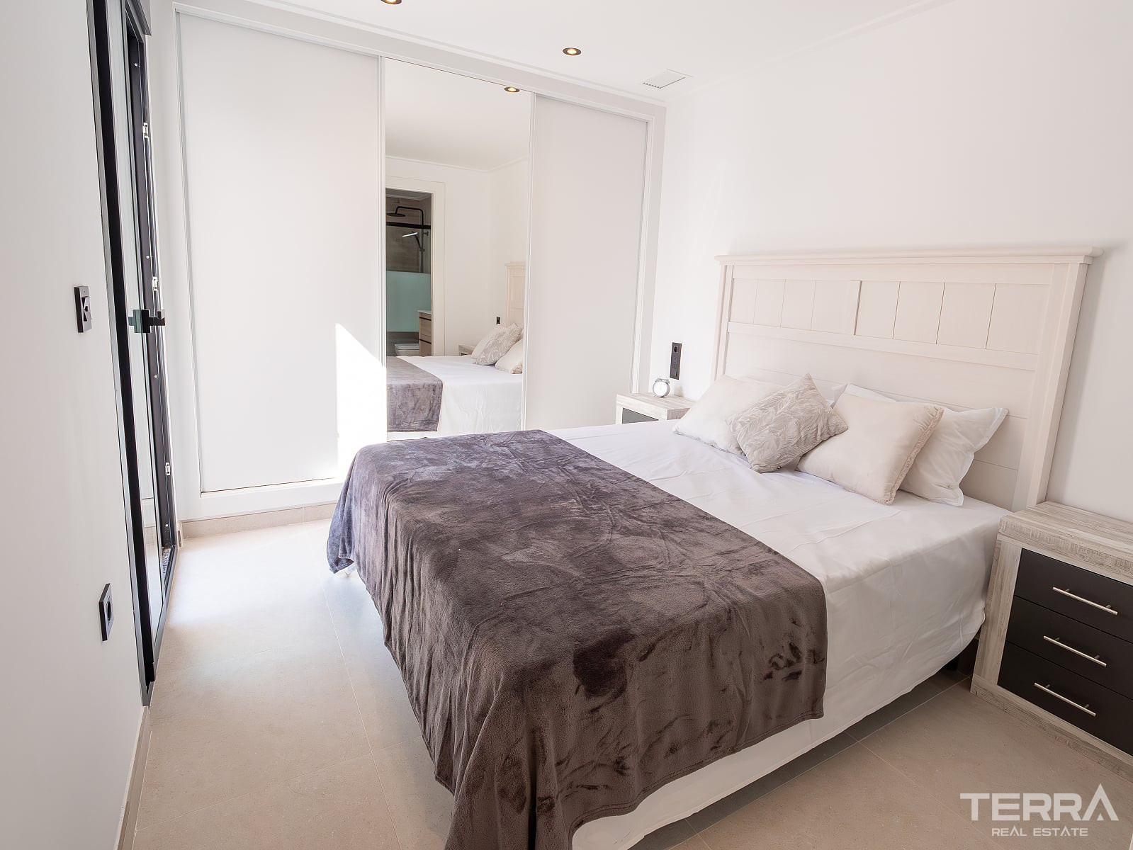 Detached Villas for Sale in San Fulgencio, Costa Blanca, Spain - 129798