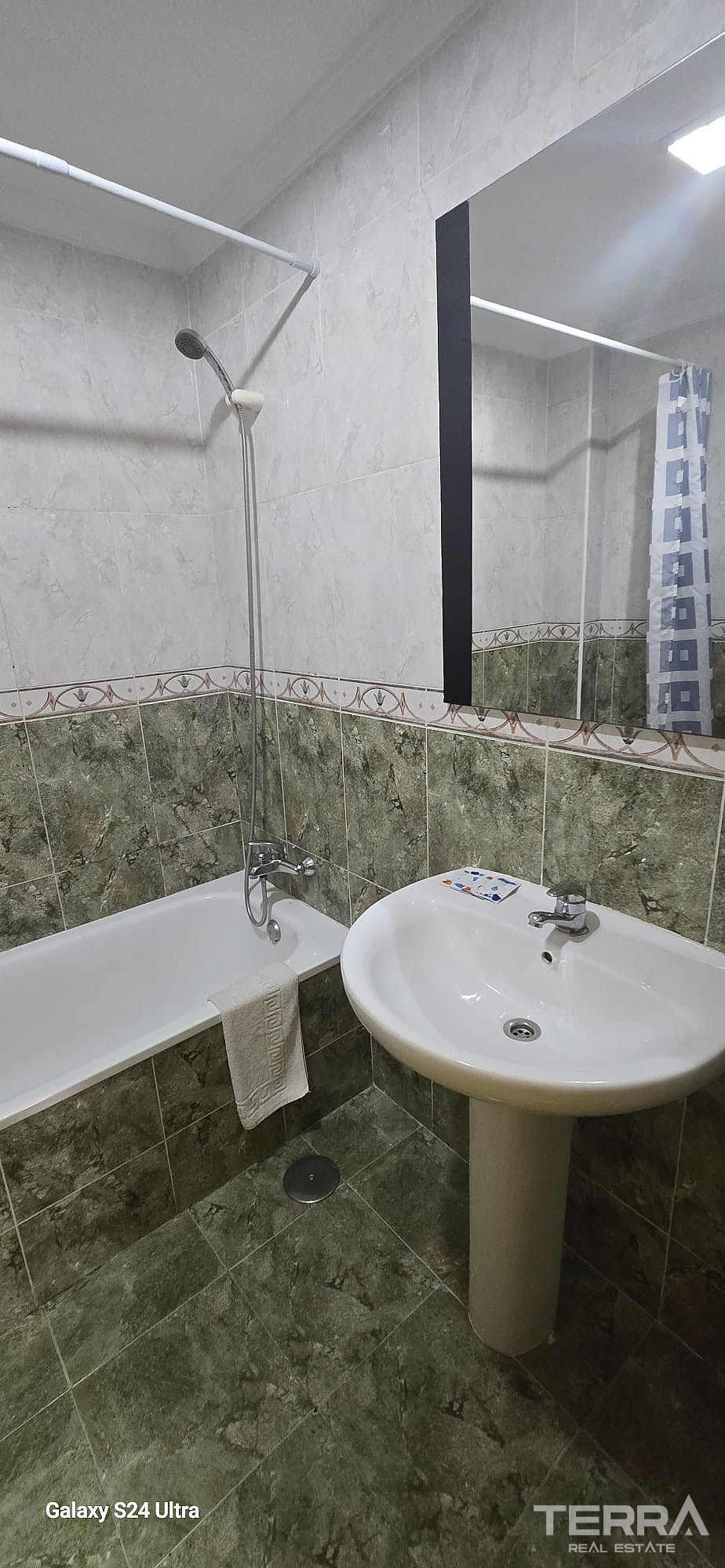 Central Apartments for Sale in Torrevieja, Costa Blanca, Spain - 129840