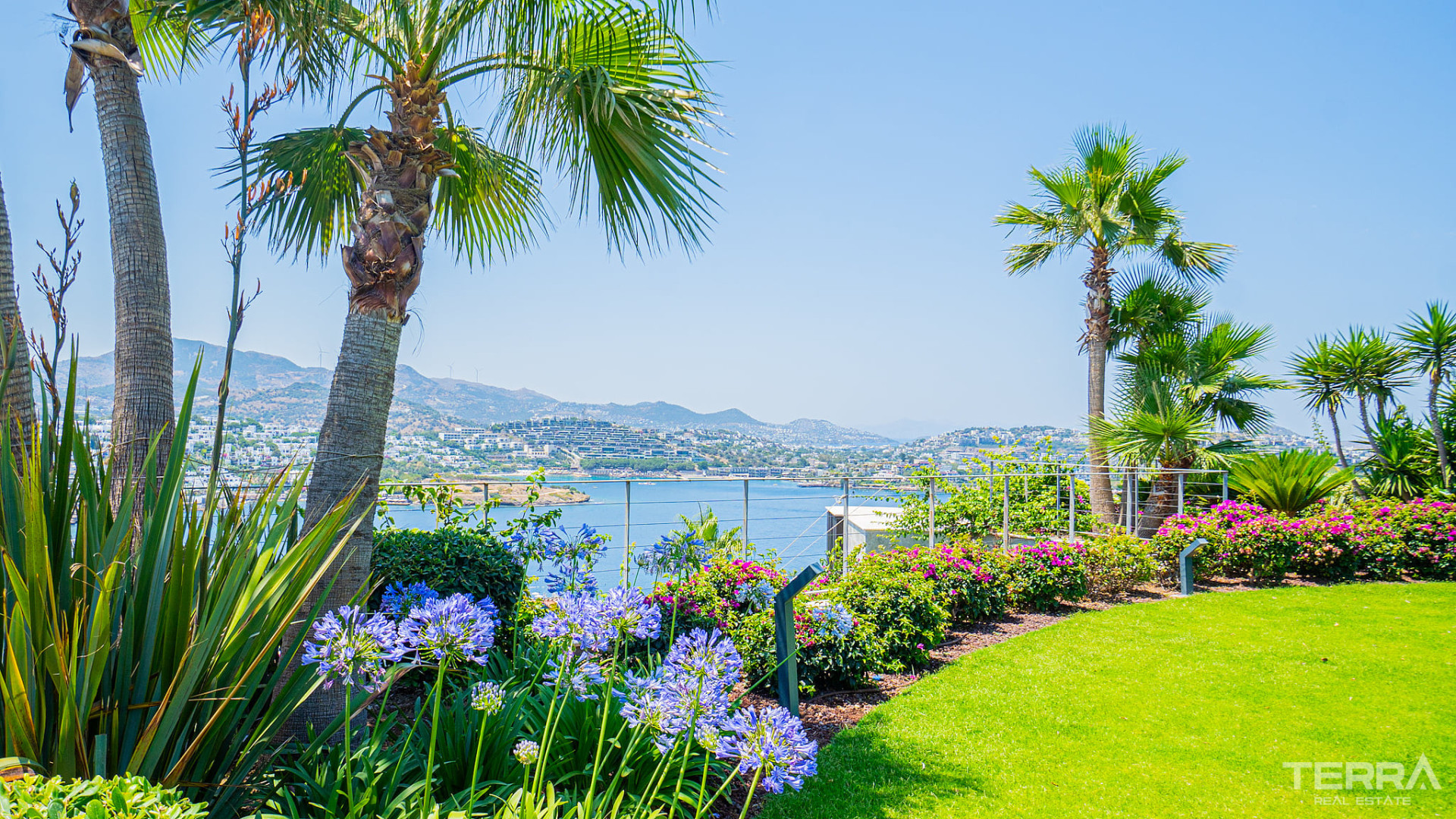 Muğla, Bodrum'da Deniz Manzaralı Satılık Ultra Lüks Villa - 129868
