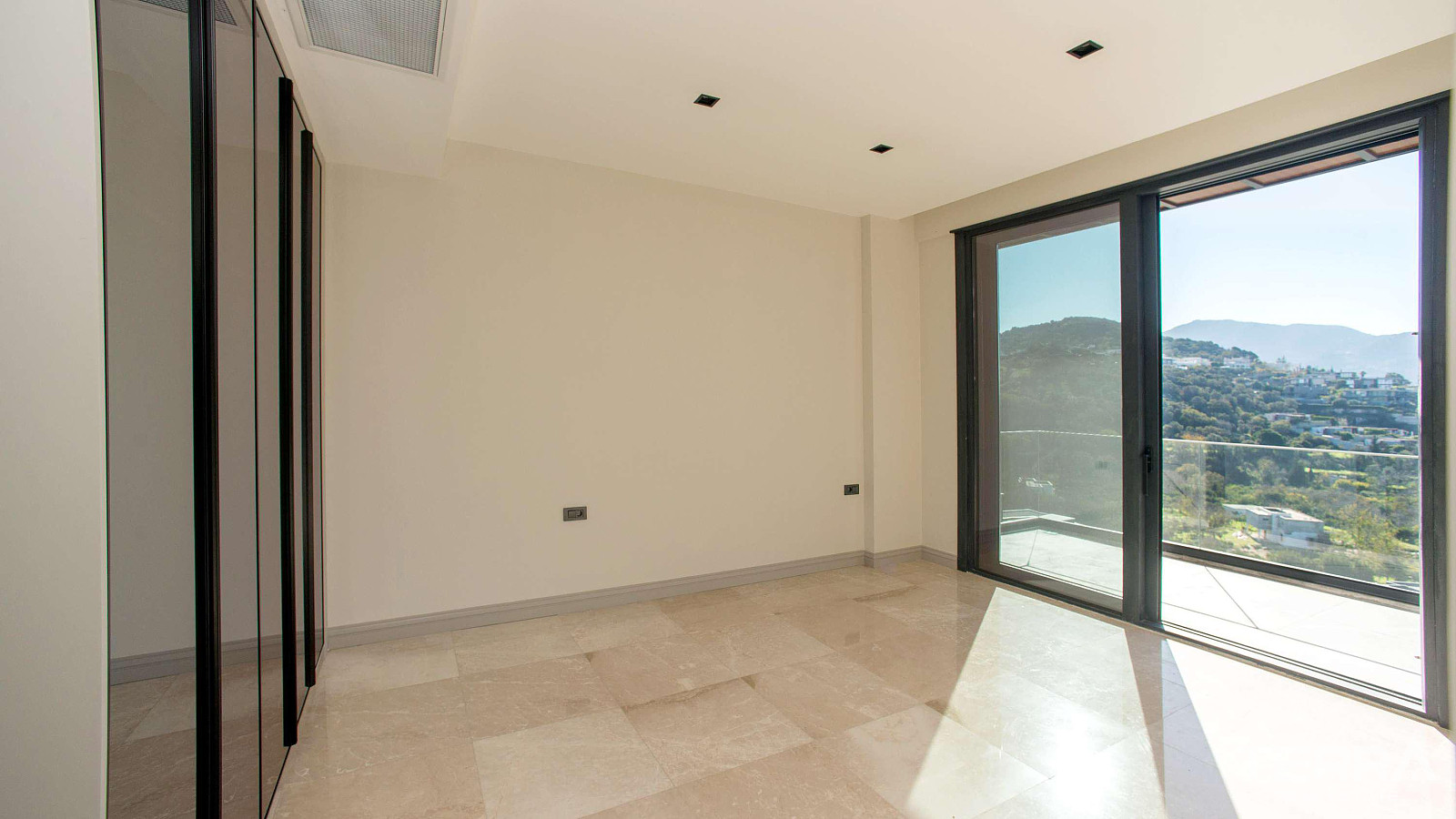 Sea View Villa for Sale in Bodrum, Muğla, Turkey - 130066