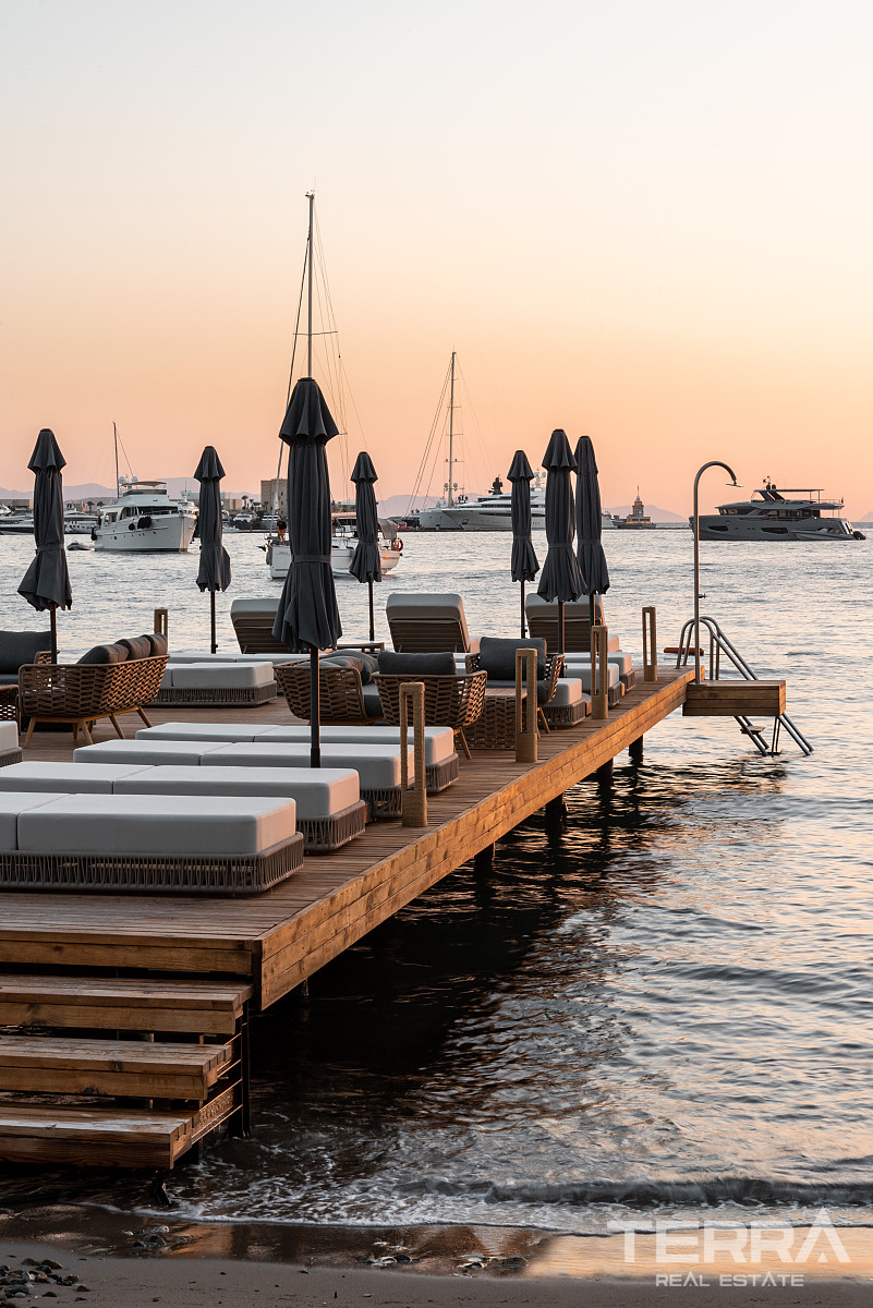Seafront Commercial Property for Sale in Bodrum, Muğla, Turkey - 130329