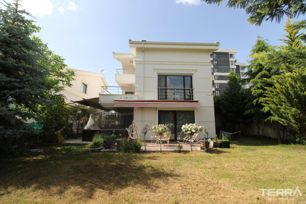 Detached Villa for Sale in Çankaya, Ankara, Turkey