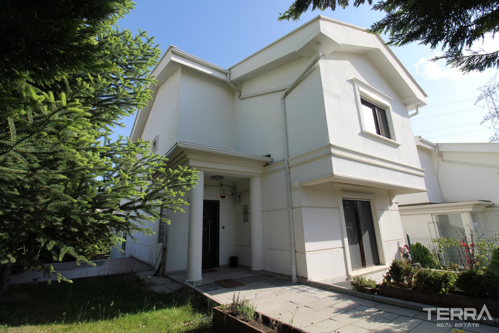 Detached Villa for Sale in Çankaya, Ankara, Turkey - 130962