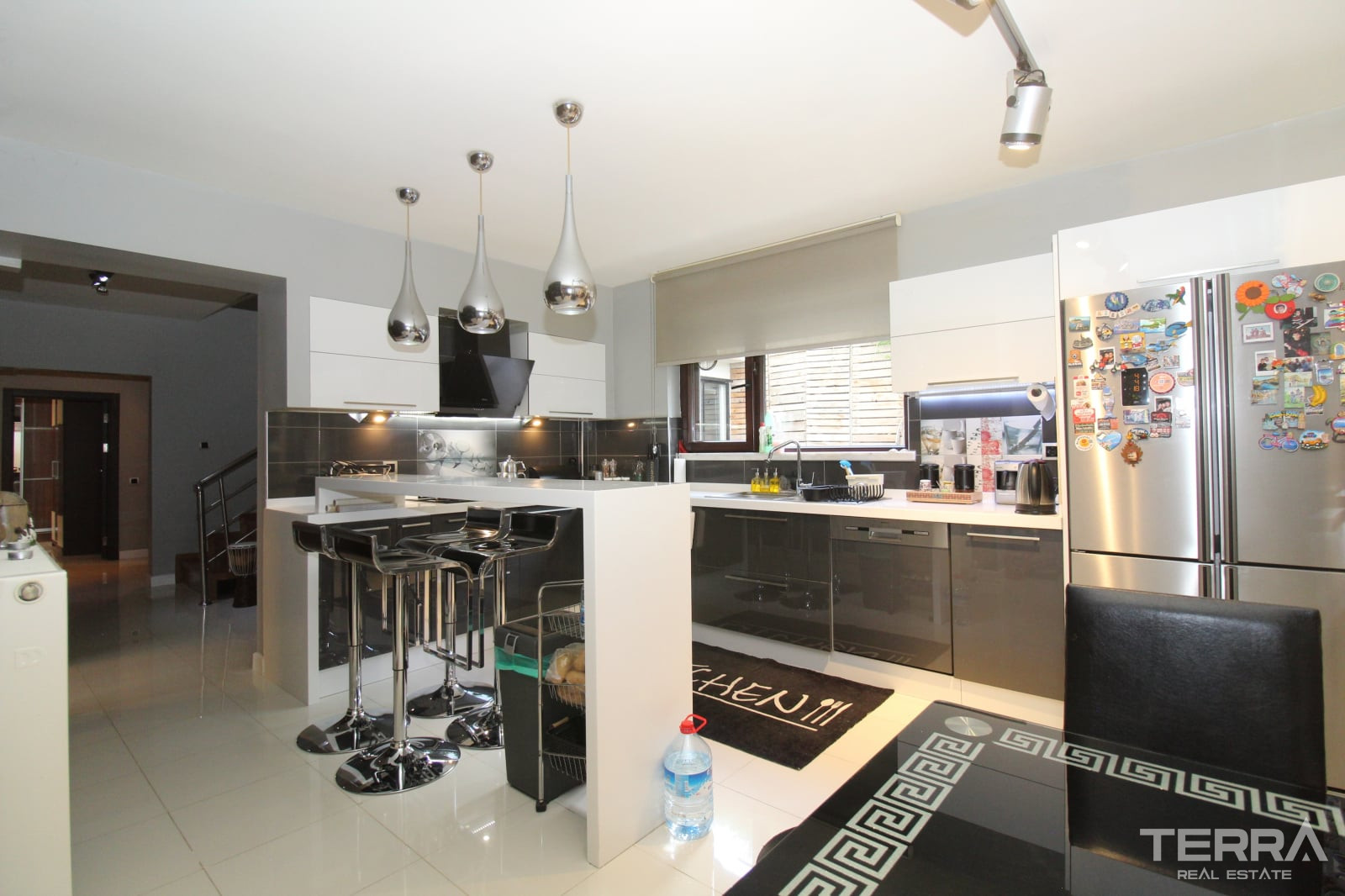 Detached Villa for Sale in Çankaya, Ankara, Turkey - 130971