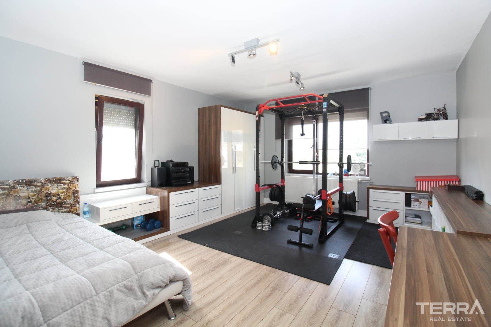 Detached Villa for Sale in Çankaya, Ankara, Turkey - 130978
